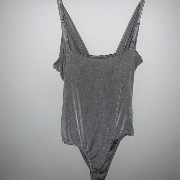 SILVER SPARKLY BODYSUIT - Picture 2 of 3